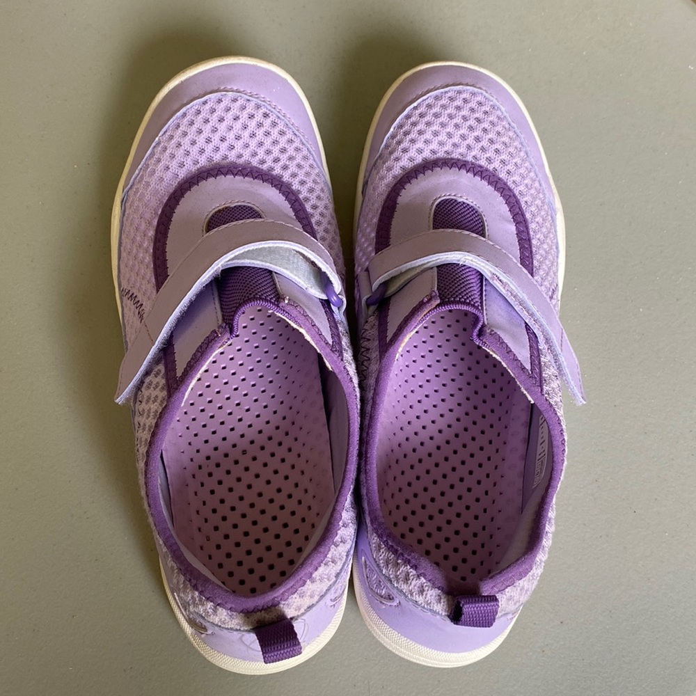 Lands' End Girl’s Water Shoes Size 6 Purple Velcro Non-Slip Beach Waterpark